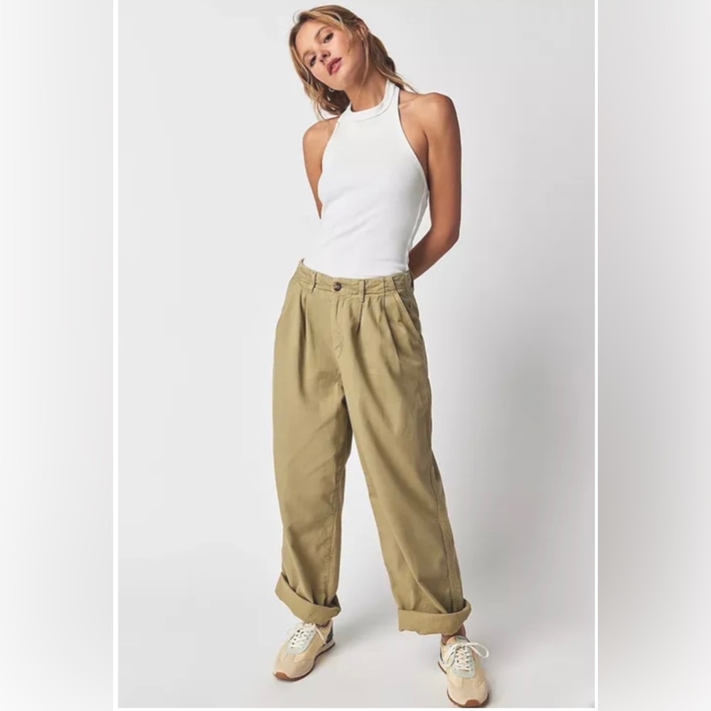NWOT Free People Addy Chino Pants Light Willow, Size 14.